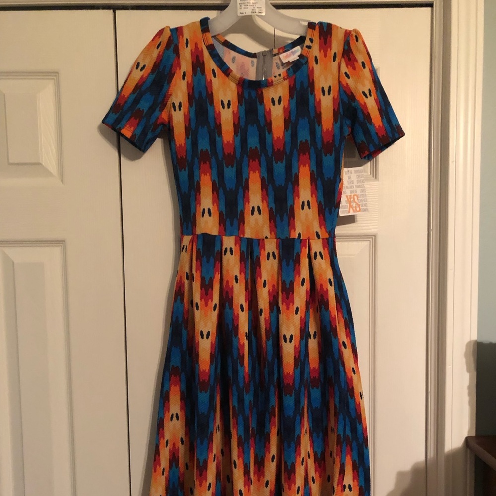 NWT LuLa Roe Amelia Dress